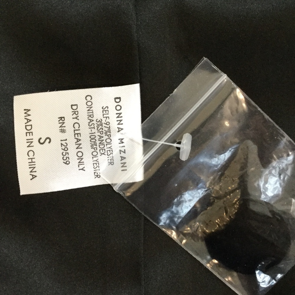 NWOT Donna Mizani Black Velvet Pearl Blazer - Picture 6 of 7